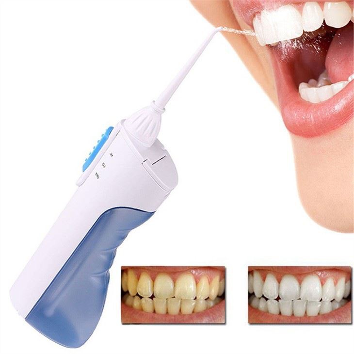 Irrigateur buccal portatif